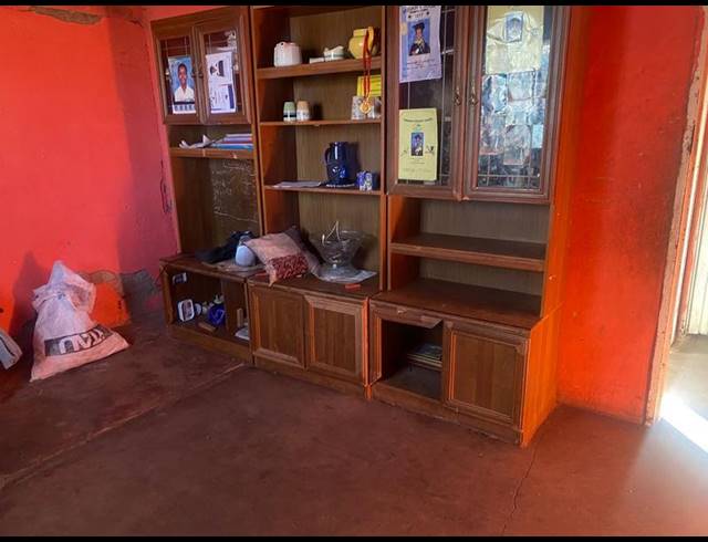 2 BEDROOM HOUSE FOR SALE IN EZIBELENI